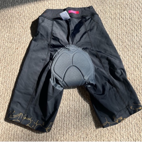 Like new Terry bike cycling shorts size large. - Picture 7 of 11